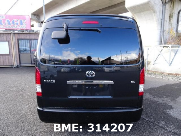 TOYOTA HIACE