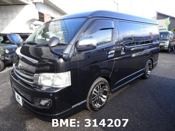 TOYOTA HIACE