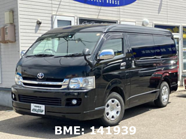 TOYOTA HIACE