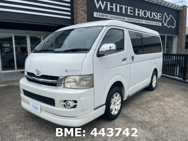 TOYOTA HIACE