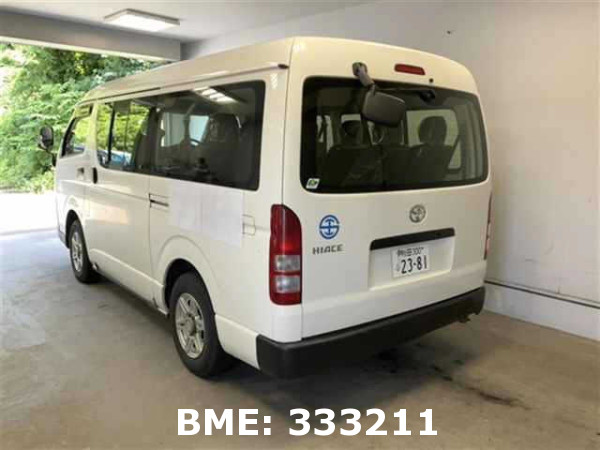 TOYOTA HIACE