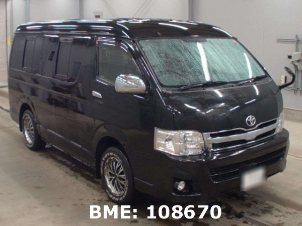 TOYOTA HIACE