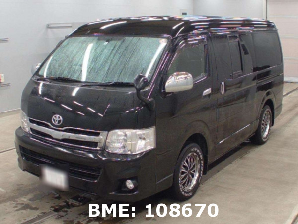 TOYOTA HIACE