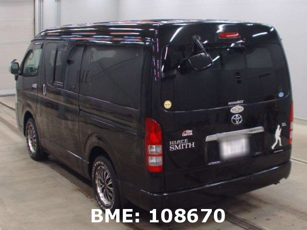 TOYOTA HIACE