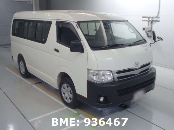 TOYOTA HIACE