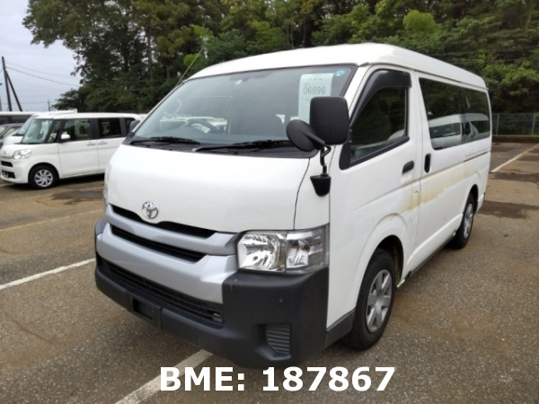 TOYOTA HIACE