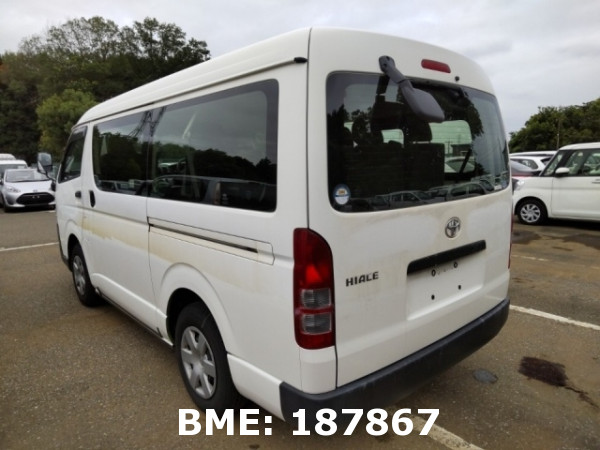 TOYOTA HIACE