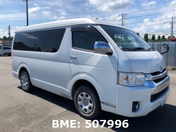 TOYOTA HIACE