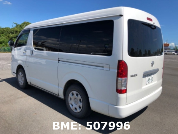 TOYOTA HIACE