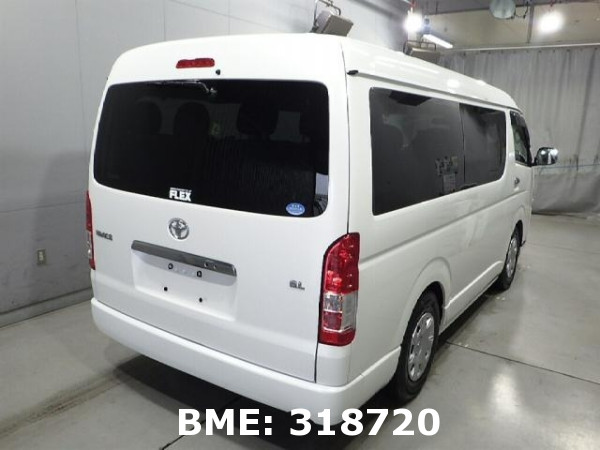 TOYOTA HIACE