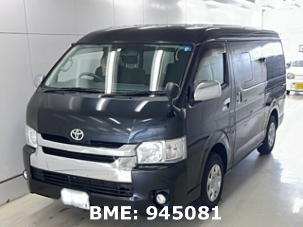 TOYOTA HIACE