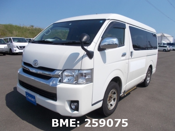 TOYOTA HIACE