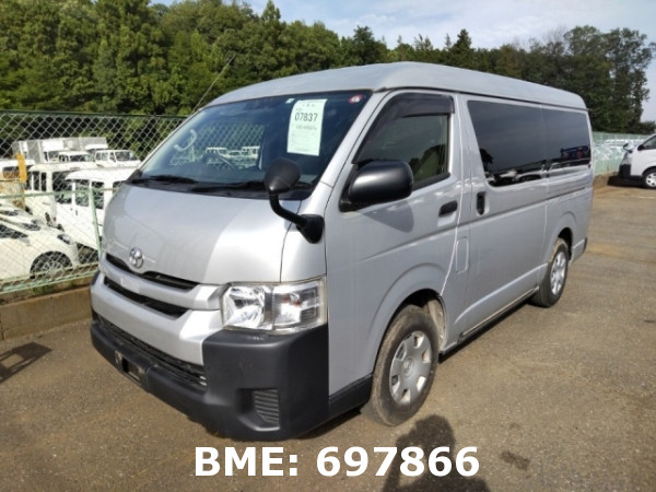 TOYOTA HIACE