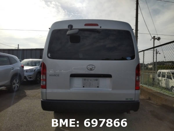 TOYOTA HIACE