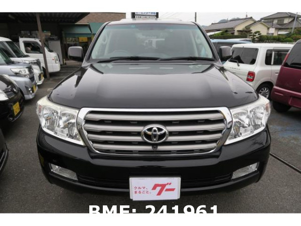 TOYOTA LAND CRUISER