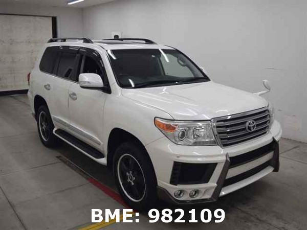 TOYOTA LAND CRUISER