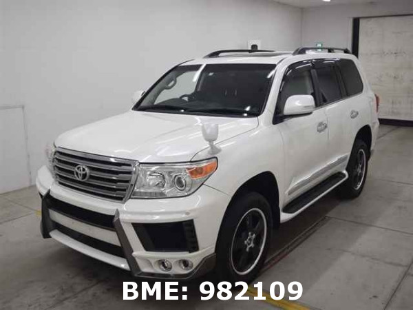 TOYOTA LAND CRUISER