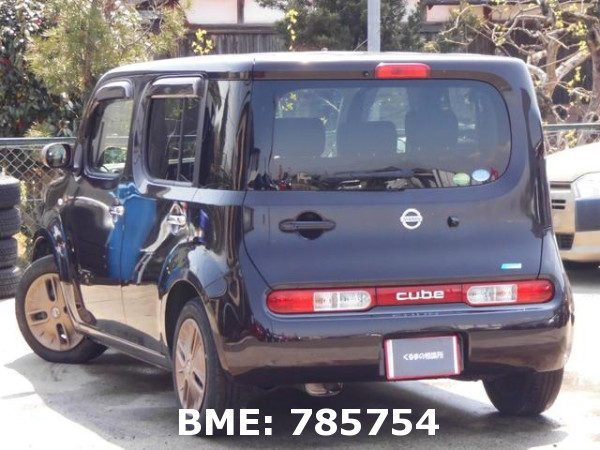 NISSAN CUBE