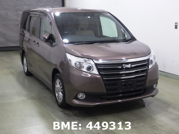 TOYOTA NOAH