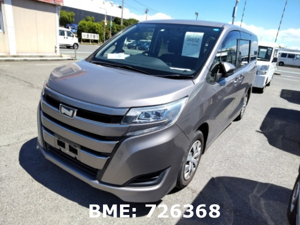 TOYOTA NOAH