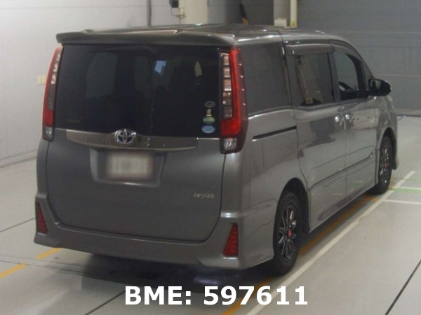 TOYOTA NOAH SI PACKAGE