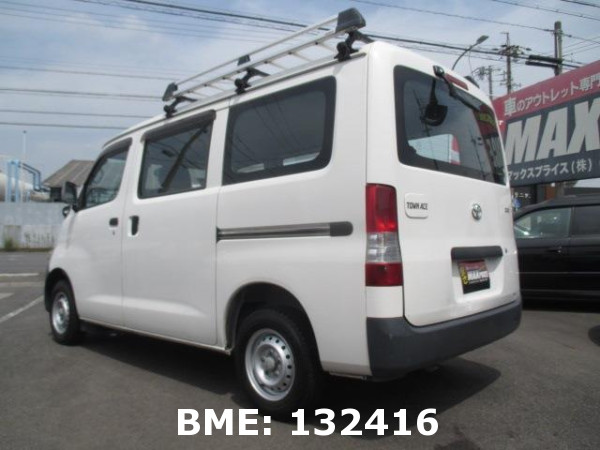 TOYOTA TOWN ACE VAN