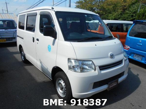 TOYOTA TOWN ACE VAN