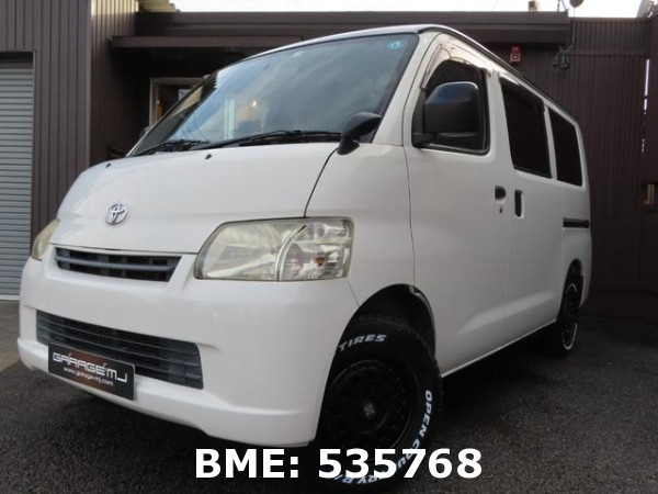 TOYOTA TOWN ACE VAN