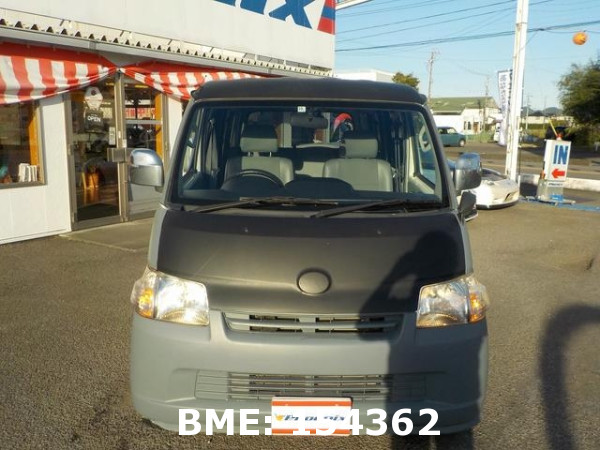 TOYOTA TOWN ACE VAN