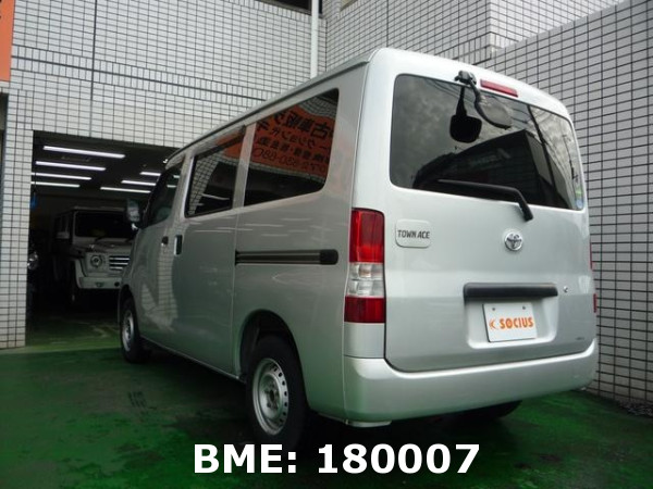 TOYOTA TOWN ACE VAN