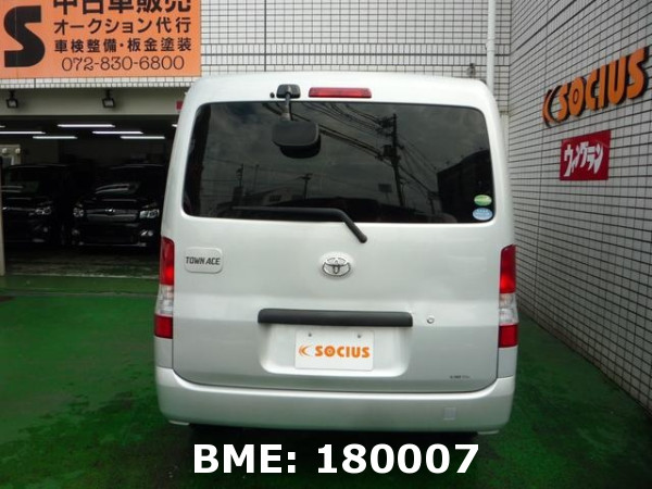 TOYOTA TOWN ACE VAN