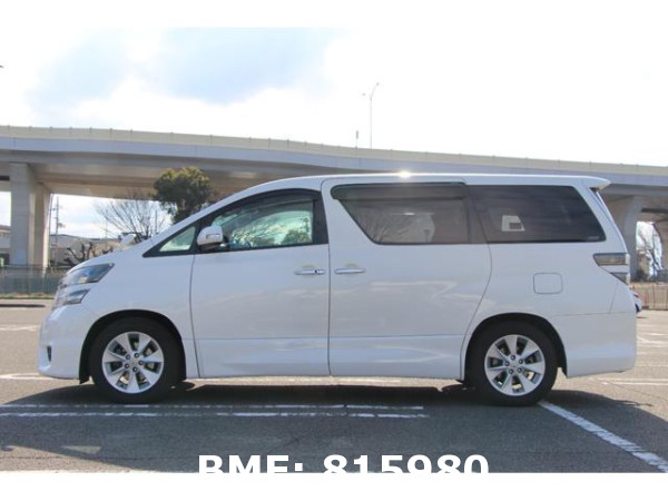 TOYOTA VELLFIRE