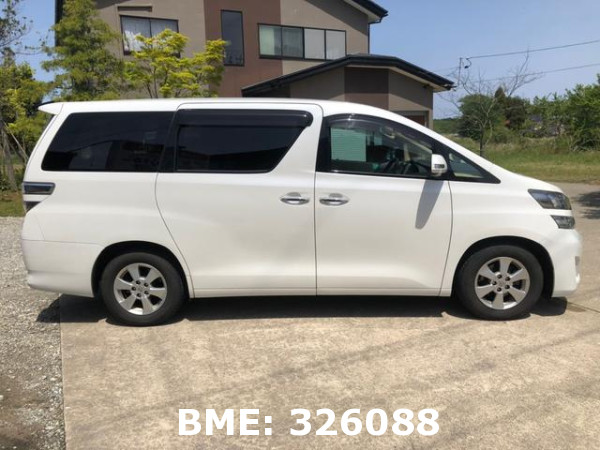 TOYOTA VELLFIRE