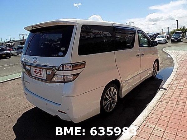 TOYOTA VELLFIRE