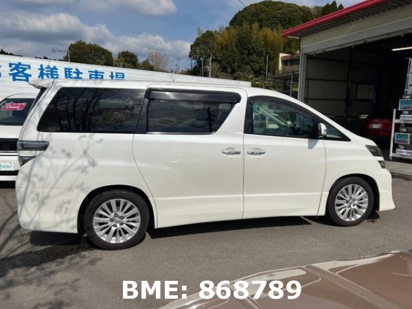 TOYOTA VELLFIRE