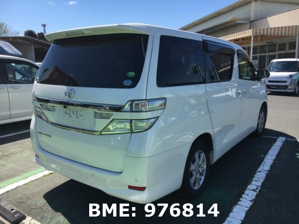 TOYOTA VELLFIRE