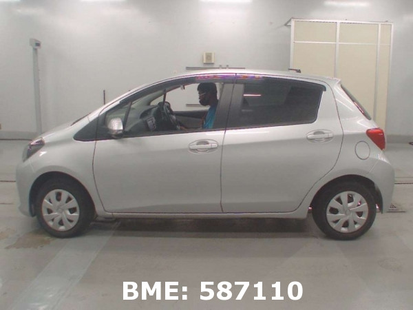 TOYOTA VITZ F