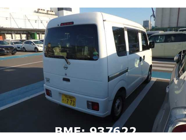 NISSAN CLIPPER VAN