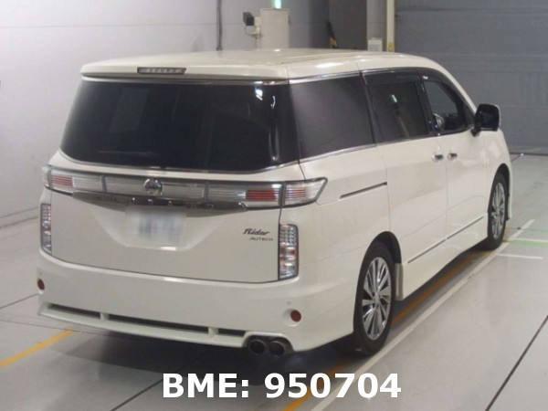 NISSAN ELGRAND RIDER - BLACK LINE