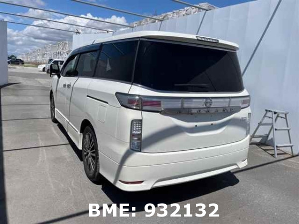 NISSAN ELGRAND HIGHWAY STAR