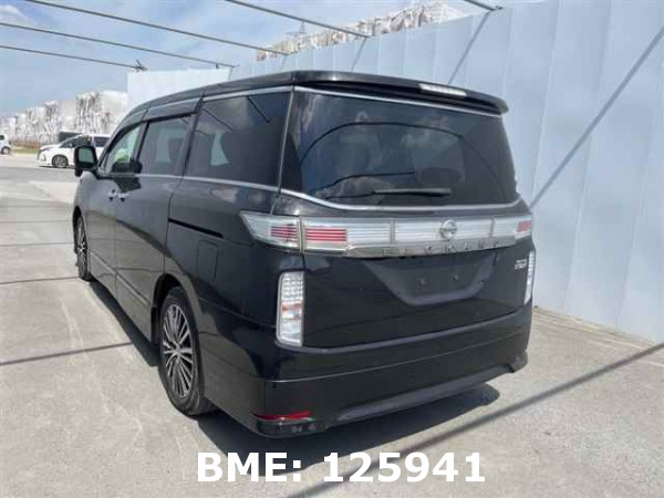 NISSAN ELGRAND HIGHWAY STAR