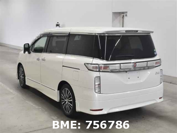 NISSAN ELGRAND HIGHWAY STAR