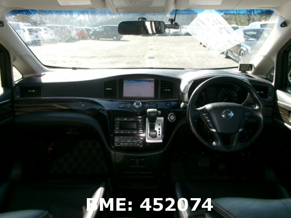 NISSAN ELGRAND 250 HIGHWAY STAR