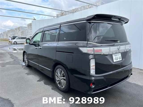 NISSAN ELGRAND RIDER - BLACK LINE