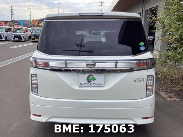 NISSAN ELGRAND