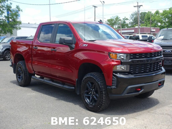 CHEVROLET SILVERADO 1500 CUSTOM TRAIL BOSS CREW CAB