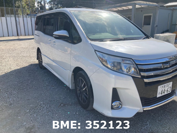 TOYOTA NOAH SI DUAL SUN ROOF