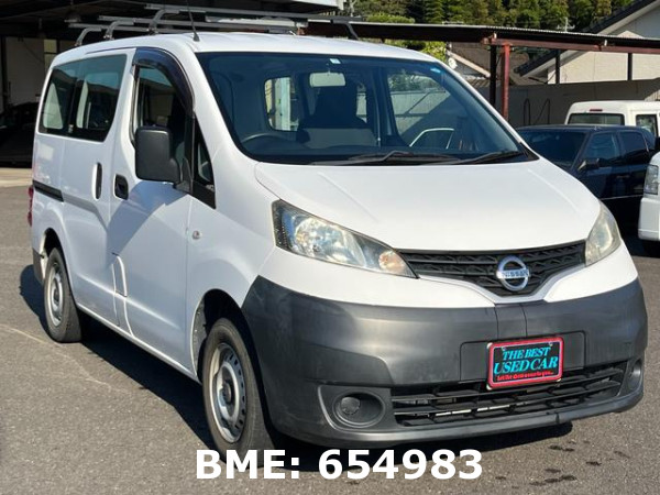 NISSAN NV200