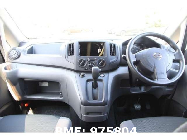 NISSAN NV200