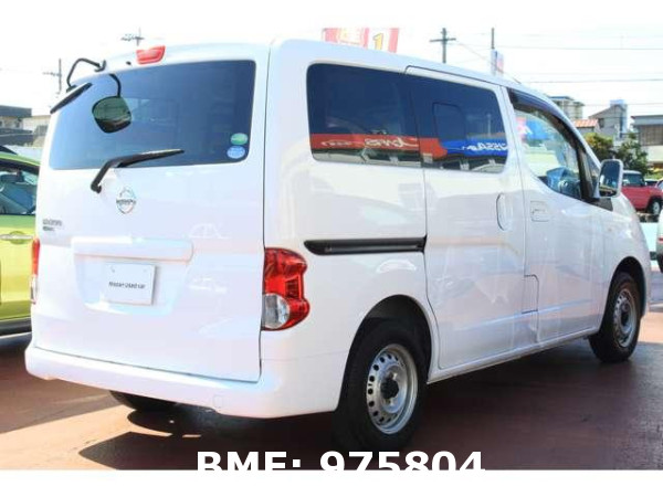 NISSAN NV200